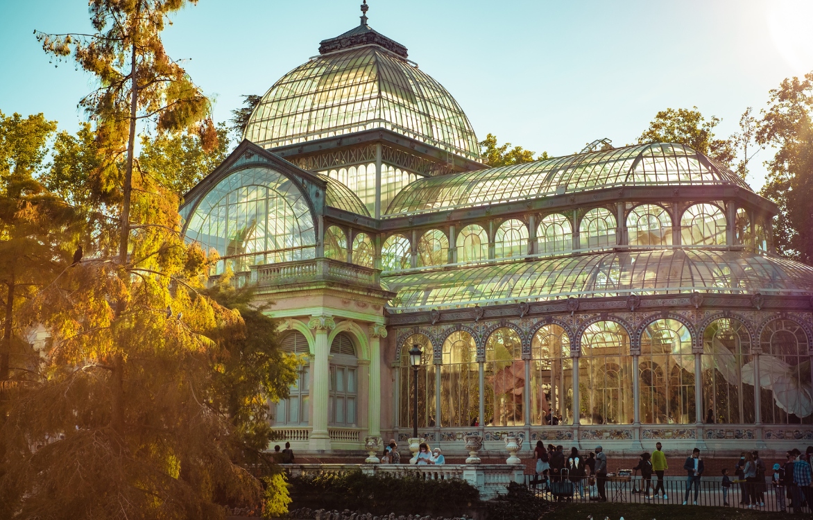 Sight seeing in Madrid | Things to do | Palacio de Cristal in El Retiro Park